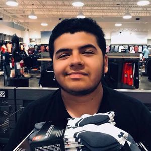 Meet your Posher, Alex